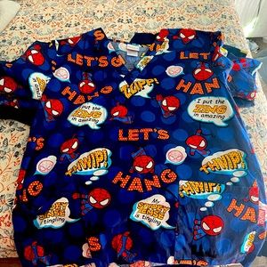 Men’s L Spider-man Scrub Top
